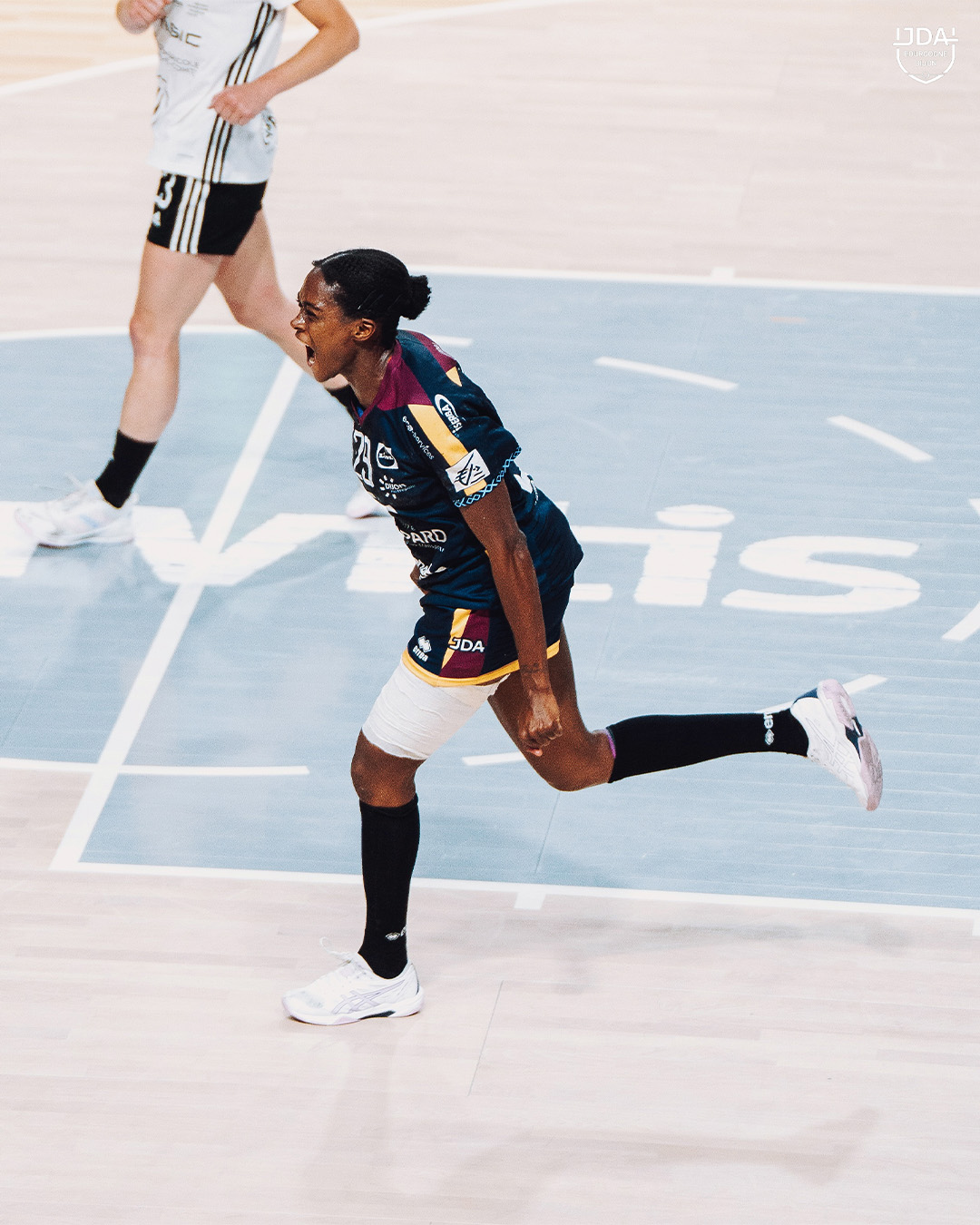 GNONSIANE NIOMBLA PROLONGE D’UNE SAISON AVEC LA JDA DIJON HANDBALL
